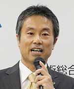 井上芳浩 氏（島津製作所）