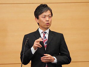 山田貴陽 氏（オリンパス）