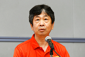 教育講演座長：⾼⽊　卓 氏（千葉市⽴海浜病院）